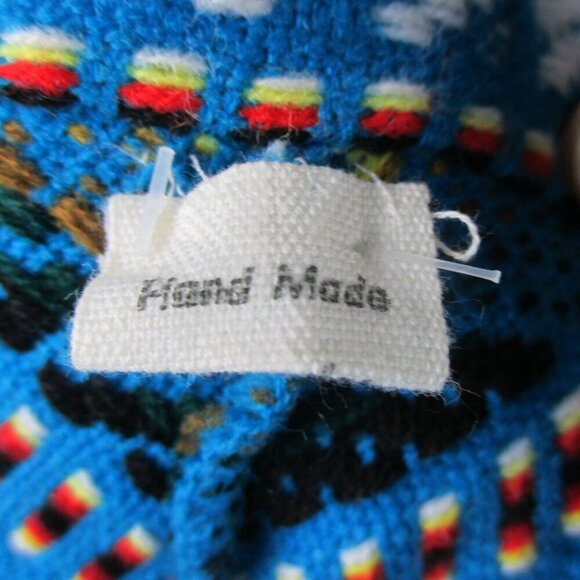 Vintage Womens Wool Aztec Fringed Scarf Neck Poncho O/S Handmade in Ecuador - Picture 6 of 7